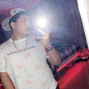 Meet your Posher, Denny